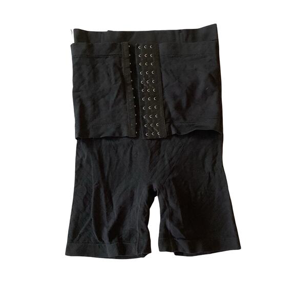 SHEIN Womens Corset Shorts with Waist Trainer - Picture 2 of 5